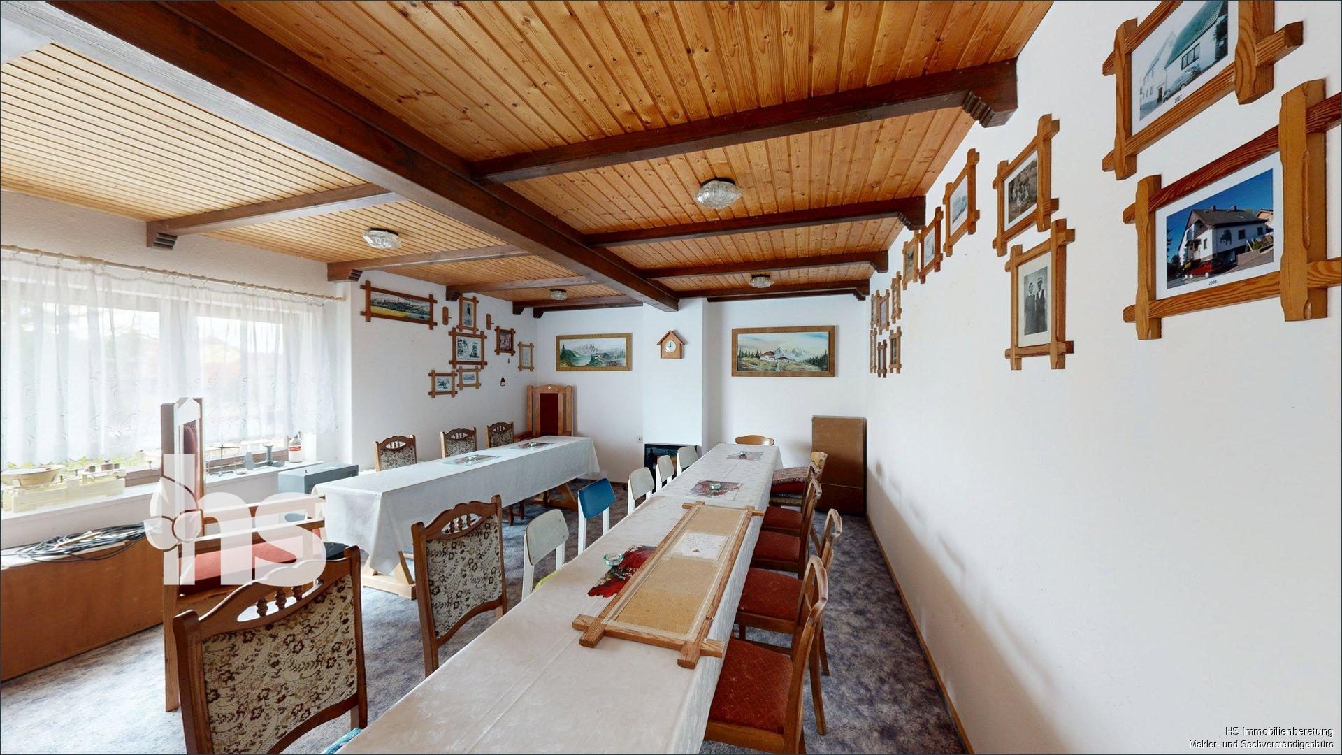 Saal - Nebengebäude