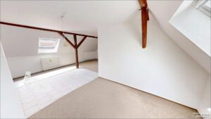 Wohn- und Esszimmer Wohnung DG