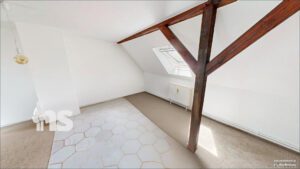 Wohn- und Esszimmer Wohnung DG