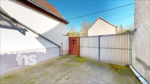 Einfahrt zur Scheune