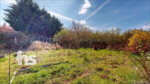 Wiese 1 - hinter den Garagen