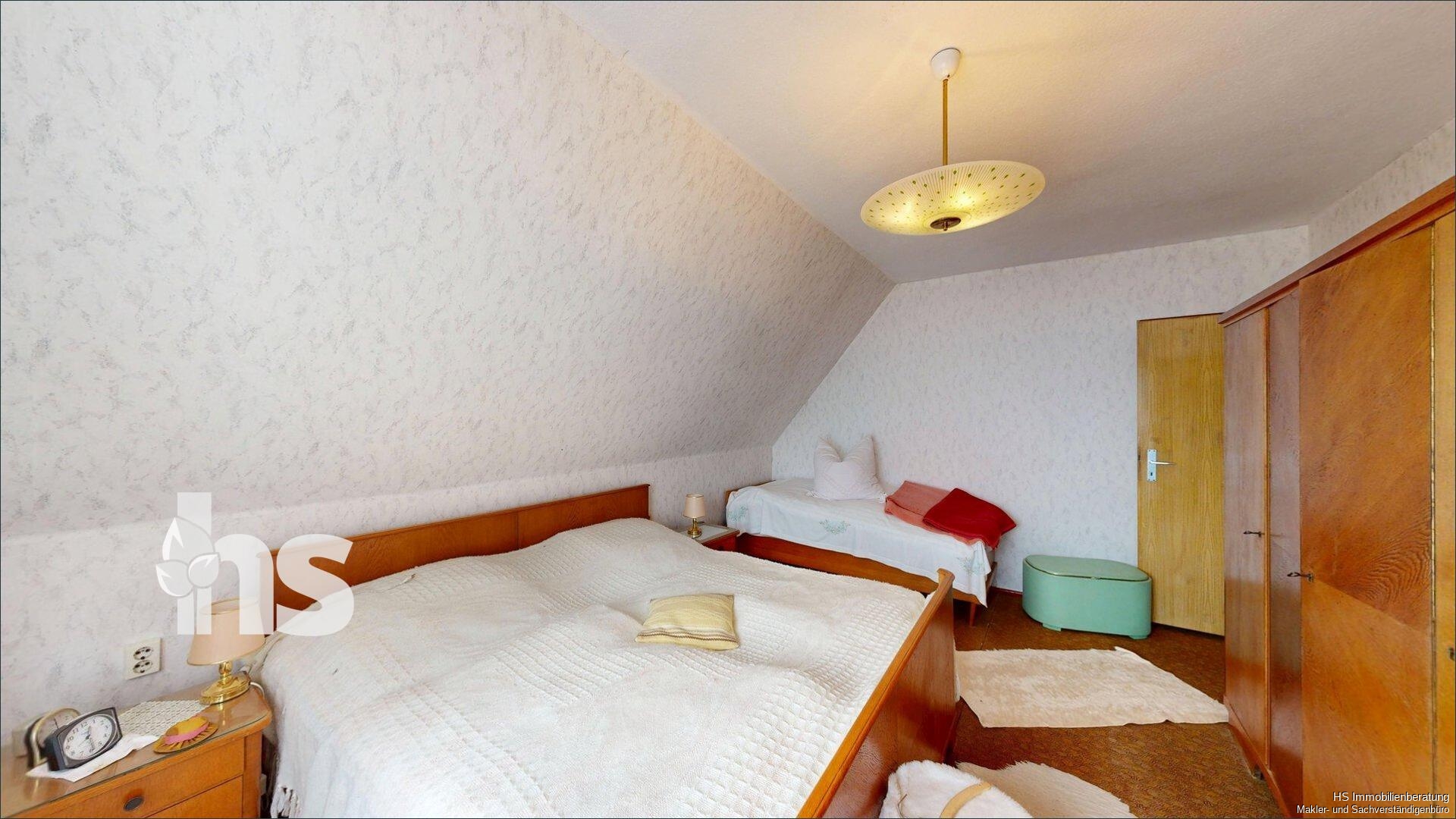 DG - Schlafzimmer 2