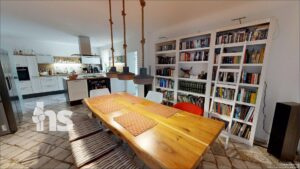 Küche und Essbereich