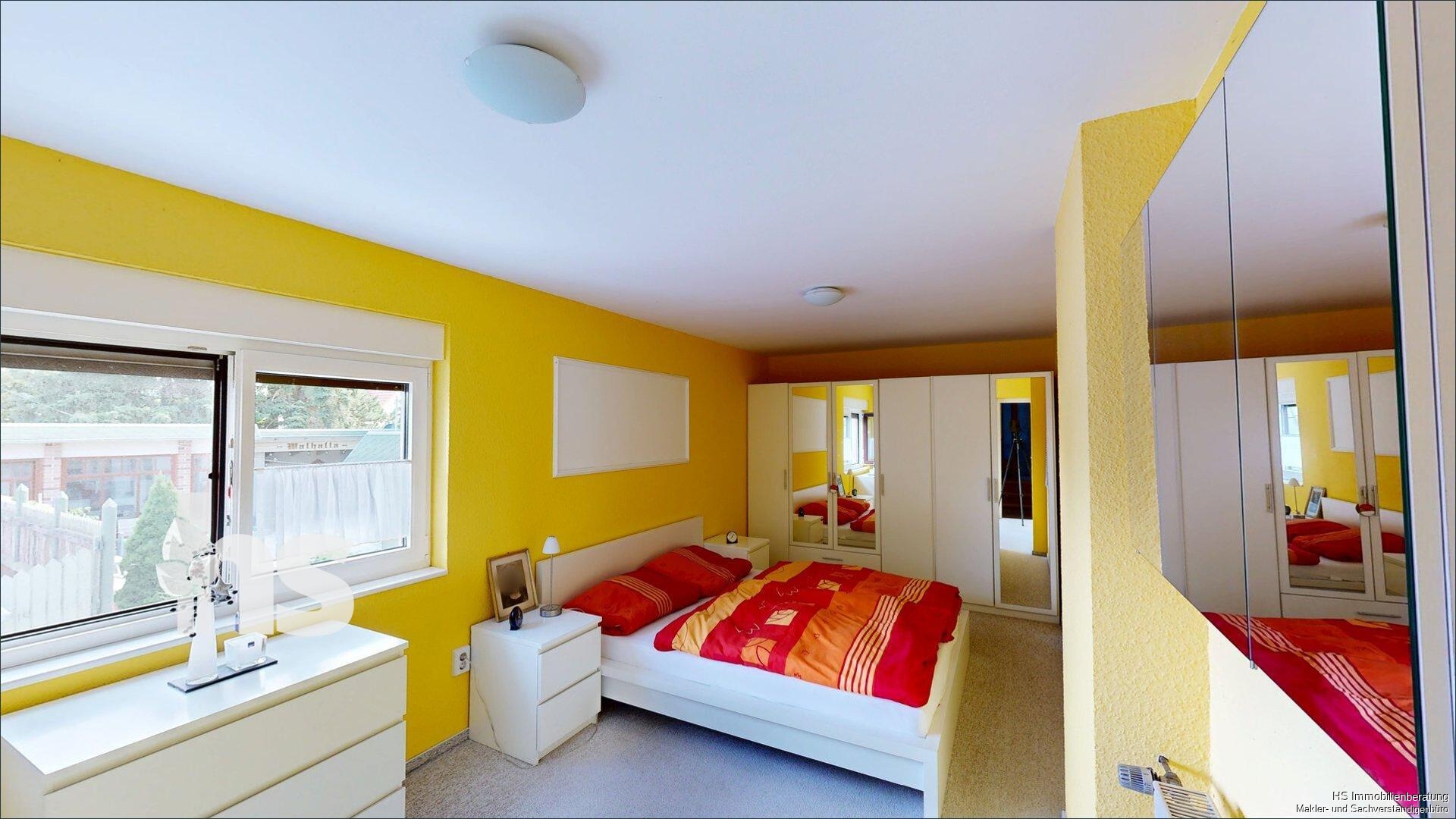 OG - Schlafzimmer 2