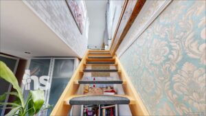 Treppe zum DG
